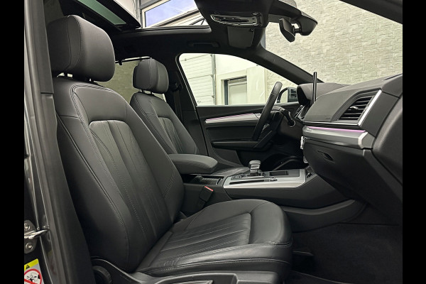 Audi Q5 300pk Hybrid S-Line | Luchtvering | Panorama | ACC | B&O Sound | Massage | Trekhaak | Matrix-LED | Head-Up | Sfeerverlichting | Leder | ISO-Glas | 3-Zone Clima | Standkachel | Bekerhouder Koeling/Verwarming | Stoelverwarming V+A | Zwarte Hemel | Carplay | Zonwering |