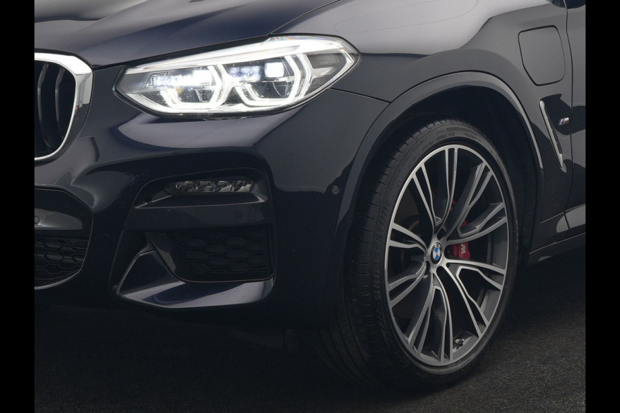 BMW X3 xDrive30e M Sport Plug In Hybrid 293pk Dealer O.H. PHEV | Trekhaak Af Fabriek | Head Up | 360 Camera | Adaptief Onderstel | Lederen Sportstoelen & Stuur Verwarmd | Sfeerverlichting | Keyless | Blis | Navigatie | DAB | Virtual |