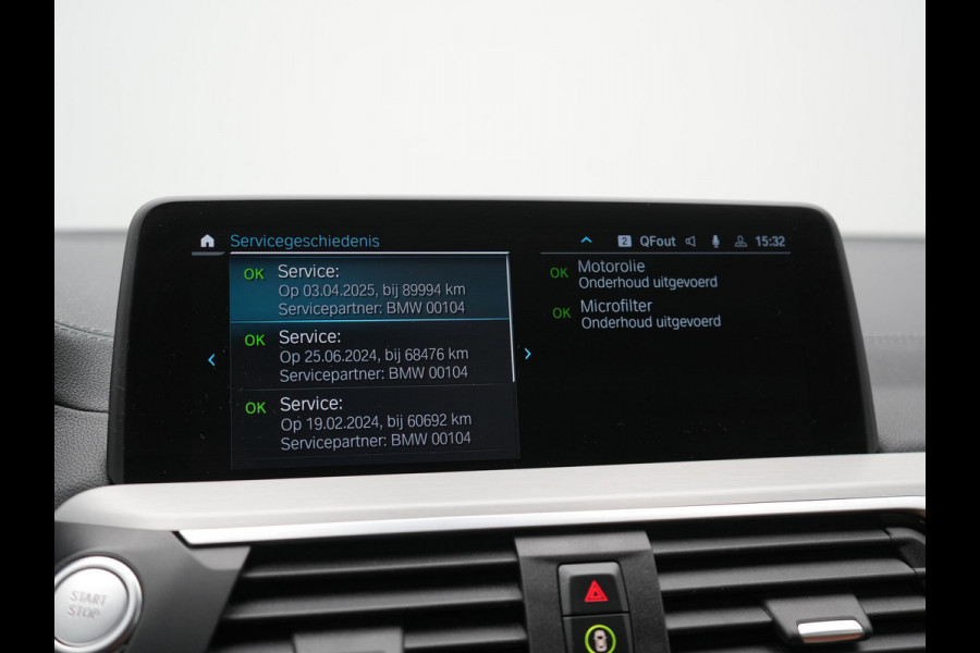 BMW X3 xDrive30e M Sport Plug In Hybrid 293pk Dealer O.H. PHEV | Trekhaak Af Fabriek | Head Up | 360 Camera | Adaptief Onderstel | Lederen Sportstoelen & Stuur Verwarmd | Sfeerverlichting | Keyless | Blis | Navigatie | DAB | Virtual |