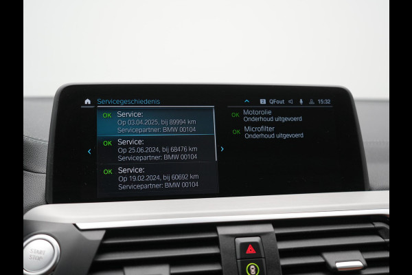 BMW X3 xDrive30e M Sport Plug In Hybrid 293pk Dealer O.H. PHEV | Trekhaak Af Fabriek | Head Up | 360 Camera | Adaptief Onderstel | Lederen Sportstoelen & Stuur Verwarmd | Sfeerverlichting | Keyless | Blis | Navigatie | DAB | Virtual |