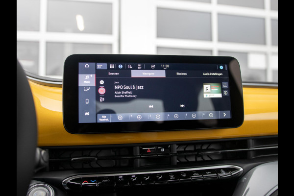 Fiat 500 Hybrid Torino Launch Edition | Private Lease € 387,- | New | Clima | Carplay | PDC | Priv Glass | Sun of Italy