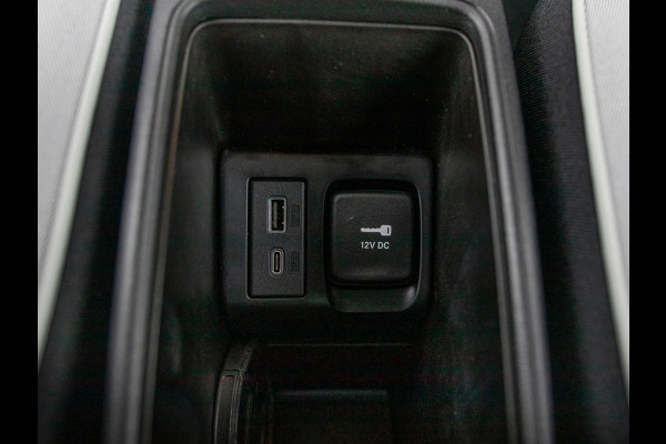 Fiat 500 Hybrid Torino Launch Edition | Private Lease € 387,- | New | Clima | Carplay | PDC | Priv Glass | Sun of Italy