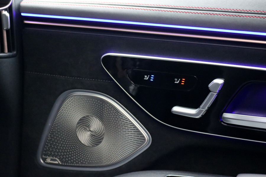 Mercedes-Benz EQS 500 4MATIC AMG Line 108 kWh | Luchtvering | Achterasbesturing | Distronic+ | Memory | Nekverwarming | Massage | Entertainment Achter+ | Verwarmd Stuurwiel | HUD | Burmester | Panoramadak | Digital Light |