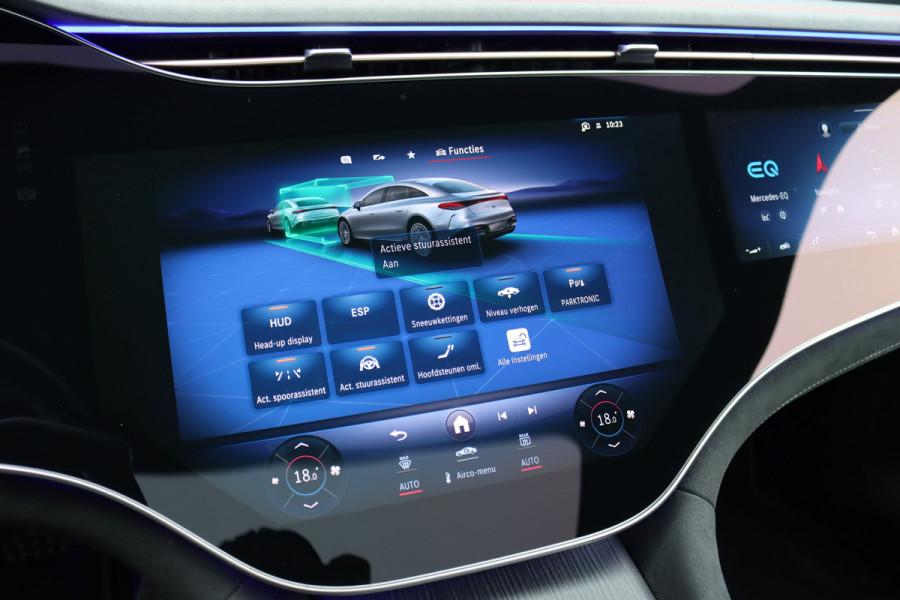Mercedes-Benz EQS 500 4MATIC AMG Line 108 kWh | Luchtvering | Achterasbesturing | Distronic+ | Memory | Nekverwarming | Massage | Entertainment Achter+ | Verwarmd Stuurwiel | HUD | Burmester | Panoramadak | Digital Light |