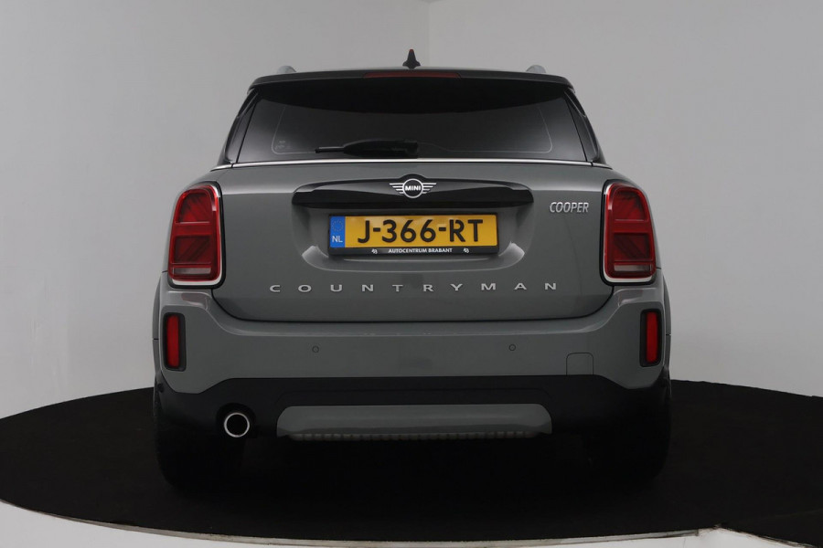 MINI Countryman 1.5 Cooper Business Edition Automaat (NAVIGATIE, CARPLAY, PARKEERSENSOREN, LED, CRUISE, SPORTSTOELEN)