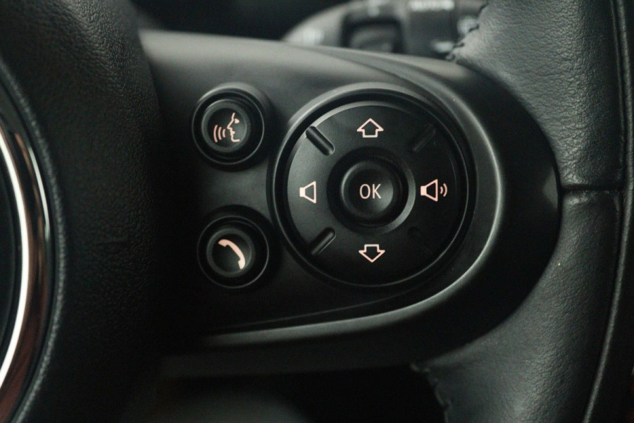 MINI Countryman 1.5 Cooper Business Edition Automaat (NAVIGATIE, CARPLAY, PARKEERSENSOREN, LED, CRUISE, SPORTSTOELEN)