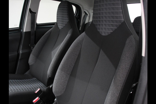 Peugeot 108 1.0 e-VTi Active | Airco | Bluetooth | Led | DAB | 5 deurs