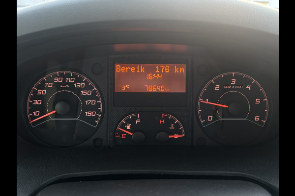 Opel Movano 2.2 CDTi 141 PK / BAKWAGEN+KLEP / 1.050 KG LAADVERMOGEN / 1e EIG. / DHOLLANDIA LAADKLEP / AIRCO / CRUISE