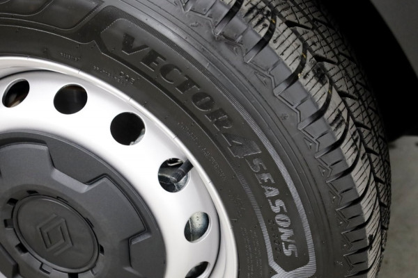 Renault Master T35 2.0 dCi 130pk L3H2 Advance Camera/Carplay 12-2024