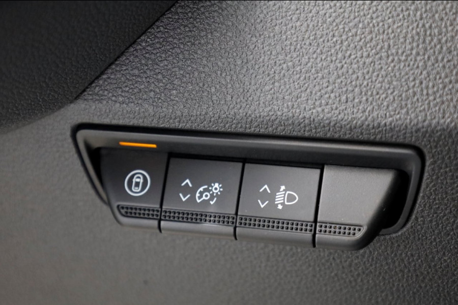 Renault Master T35 2.0 dCi 130pk L3H2 Advance Camera/Carplay 12-2024