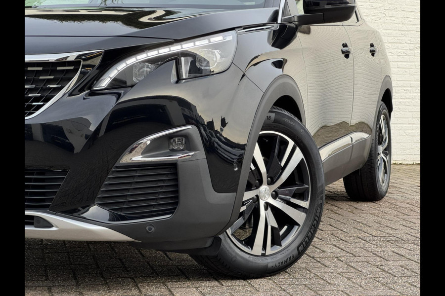 Peugeot 3008 1.2 PureTech Allure Cruise Climate control LED Verwarmde voorstoelen Parkeersensoren Camera Apple / Android Navigatie