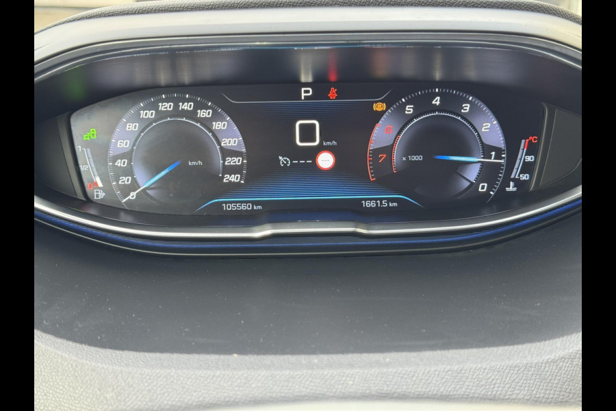 Peugeot 3008 1.2 PureTech Allure Cruise Climate control LED Verwarmde voorstoelen Parkeersensoren Camera Apple / Android Navigatie