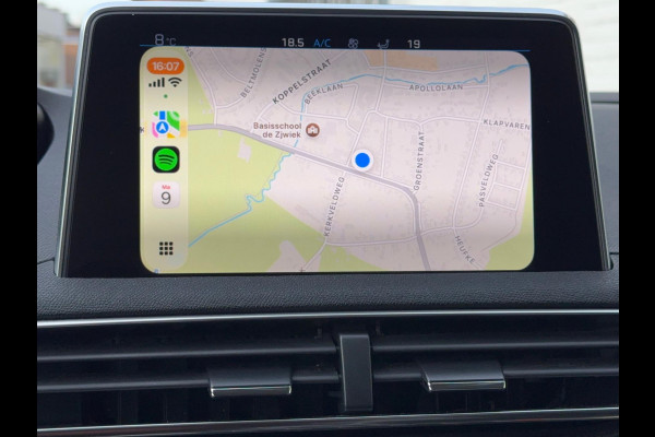 Peugeot 3008 1.2 PureTech Allure Cruise Climate control LED Verwarmde voorstoelen Parkeersensoren Camera Apple / Android Navigatie