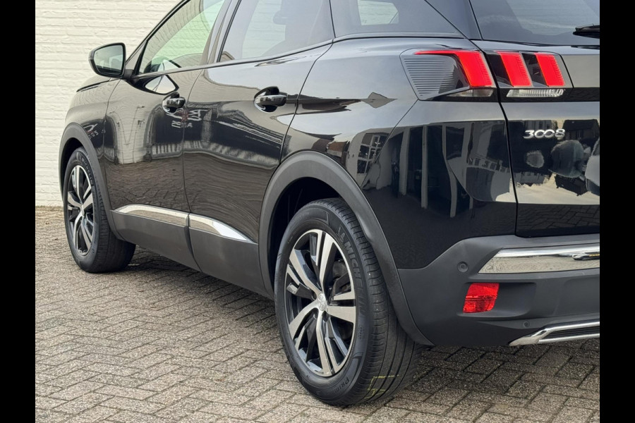 Peugeot 3008 1.2 PureTech Allure Cruise Climate control LED Verwarmde voorstoelen Parkeersensoren Camera Apple / Android Navigatie