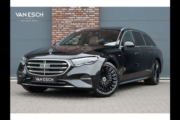 Mercedes-Benz E-Klasse Estate 300 e Exclusive Line Premium+ | Luchtvering | Hyperscreen | Distronic+ | Stoelventilatie | HUD | Zonnerollo's | 3D-Display | Digital Light | Trekhaak | Soft-Close | Burmester |