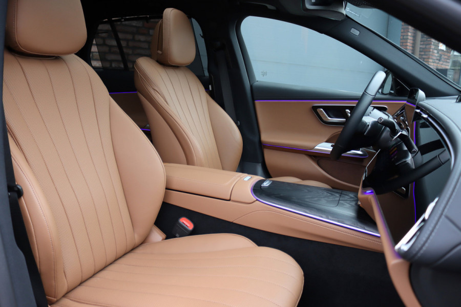 Mercedes-Benz E-Klasse Estate 300 e Exclusive Line Premium+ | Luchtvering | Hyperscreen | Distronic+ | Stoelventilatie | HUD | Zonnerollo's | 3D-Display | Digital Light | Trekhaak | Soft-Close | Burmester |