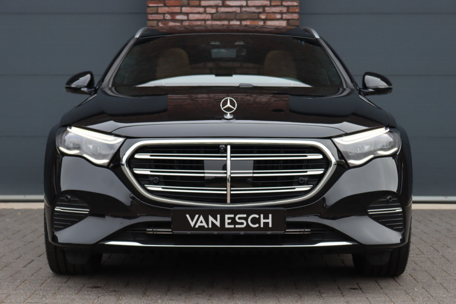 Mercedes-Benz E-Klasse Estate 300 e Exclusive Line Premium+ | Luchtvering | Hyperscreen | Distronic+ | Stoelventilatie | HUD | Zonnerollo's | 3D-Display | Digital Light | Trekhaak | Soft-Close | Burmester |