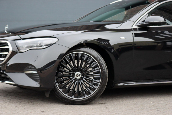 Mercedes-Benz E-Klasse Estate 300 e Exclusive Line Premium+ | Luchtvering | Hyperscreen | Distronic+ | Stoelventilatie | HUD | Zonnerollo's | 3D-Display | Digital Light | Trekhaak | Soft-Close | Burmester |