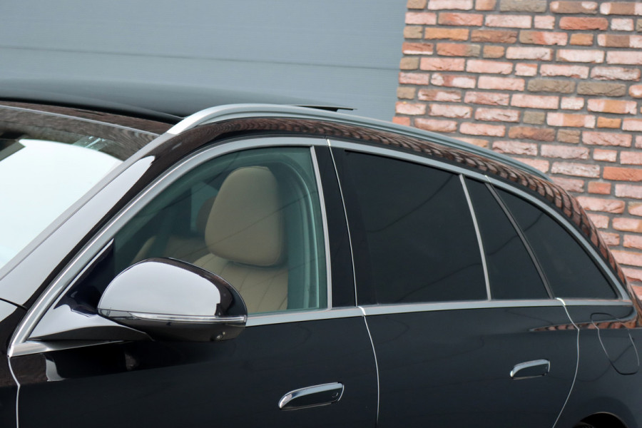 Mercedes-Benz E-Klasse Estate 300 e Exclusive Line Premium+ | Luchtvering | Hyperscreen | Distronic+ | Stoelventilatie | HUD | Zonnerollo's | 3D-Display | Digital Light | Trekhaak | Soft-Close | Burmester |