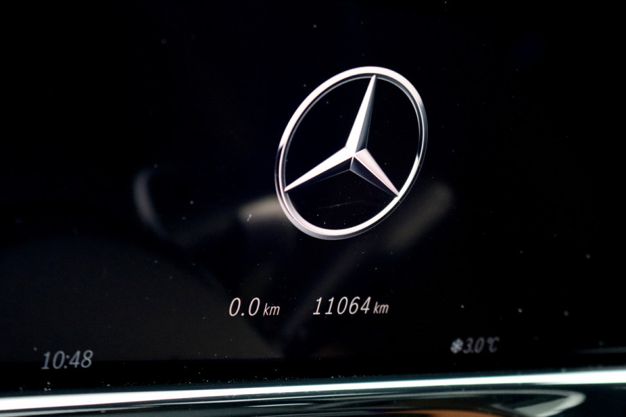 Mercedes-Benz E-Klasse Estate 300 e Exclusive Line Premium+ | Luchtvering | Hyperscreen | Distronic+ | Stoelventilatie | HUD | Zonnerollo's | 3D-Display | Digital Light | Trekhaak | Soft-Close | Burmester |
