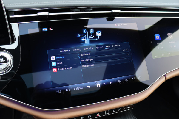 Mercedes-Benz E-Klasse Estate 300 e Exclusive Line Premium+ | Luchtvering | Hyperscreen | Distronic+ | Stoelventilatie | HUD | Zonnerollo's | 3D-Display | Digital Light | Trekhaak | Soft-Close | Burmester |