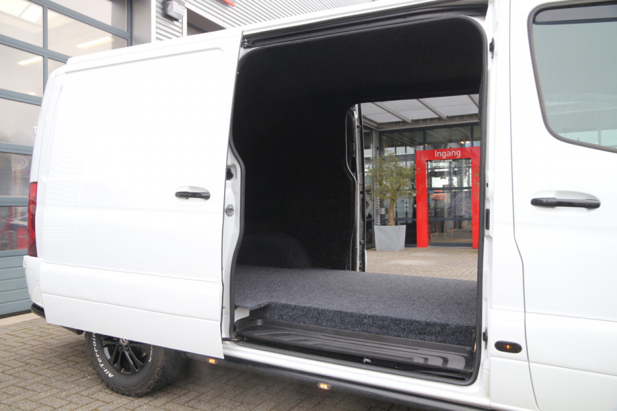 Mercedes-Benz Sprinter 319 CDI | Aut. | RWD | 2x Elektr. schuifdeuren | Uniek exemplaar!!