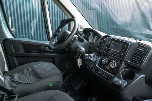 Citroën Jumper 2.2 BlueHDi 120 L2H2 3.3t | NW Model | Camera | Led | Cruise | PDC | Airco