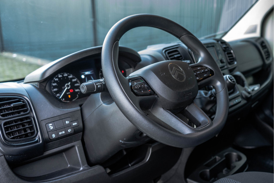 Citroën Jumper 2.2 BlueHDi 120 L2H2 3.3t | NW Model | Camera | Led | Cruise | PDC | Airco