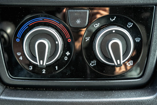 Citroën Jumper 2.2 BlueHDi 120 L2H2 3.3t | NW Model | Camera | Led | Cruise | PDC | Airco