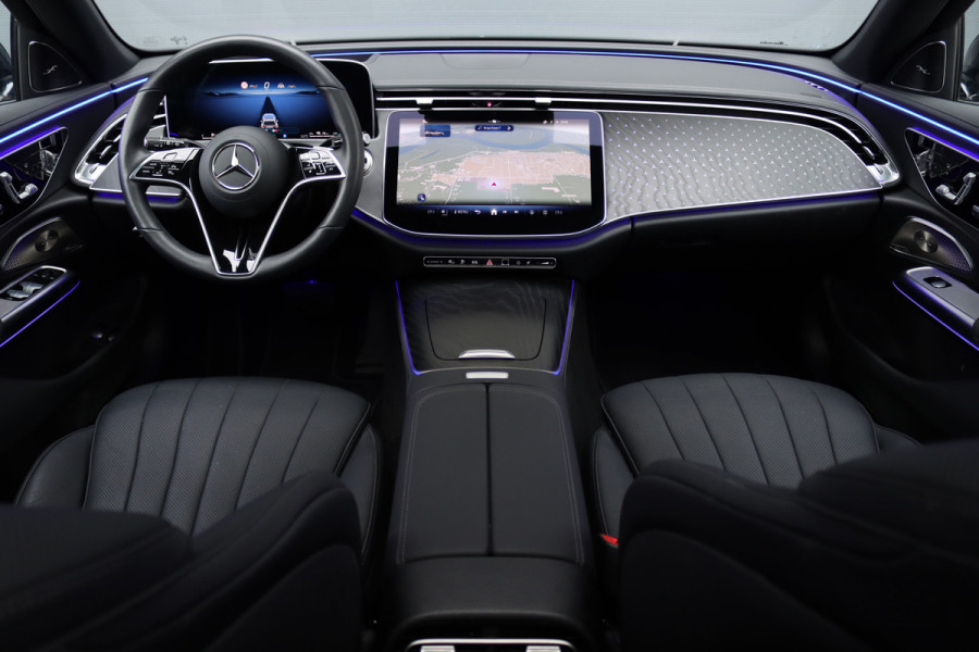 Mercedes-Benz E-Klasse Estate 300 e Exclusive Line Premium | Distronic+ | Stoelventilatie | HUD | Zonnerollo's | Digital Light | Trekhaak | Burmester | Leder | Keyless Go | Surround Camera |