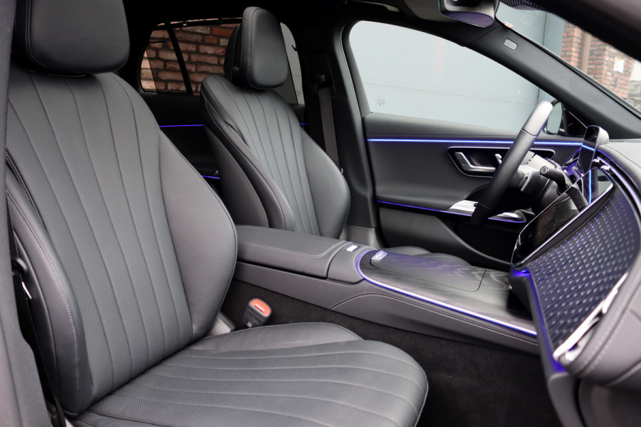 Mercedes-Benz E-Klasse Estate 300 e Exclusive Line Premium | Distronic+ | Stoelventilatie | HUD | Zonnerollo's | Digital Light | Trekhaak | Burmester | Leder | Keyless Go | Surround Camera |
