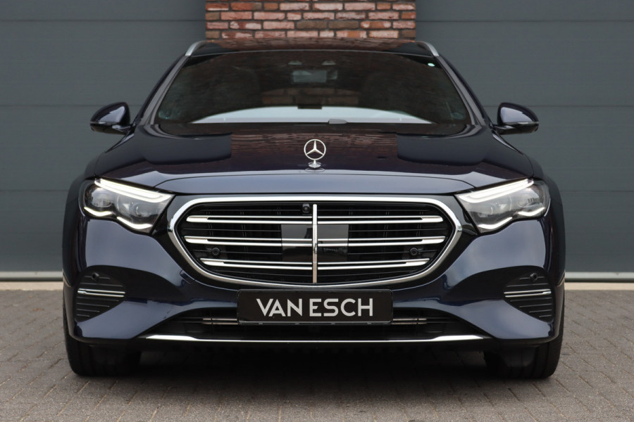 Mercedes-Benz E-Klasse Estate 300 e Exclusive Line Premium | Distronic+ | Stoelventilatie | HUD | Zonnerollo's | Digital Light | Trekhaak | Burmester | Leder | Keyless Go | Surround Camera |