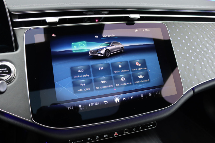 Mercedes-Benz E-Klasse Estate 300 e Exclusive Line Premium | Distronic+ | Stoelventilatie | HUD | Zonnerollo's | Digital Light | Trekhaak | Burmester | Leder | Keyless Go | Surround Camera |