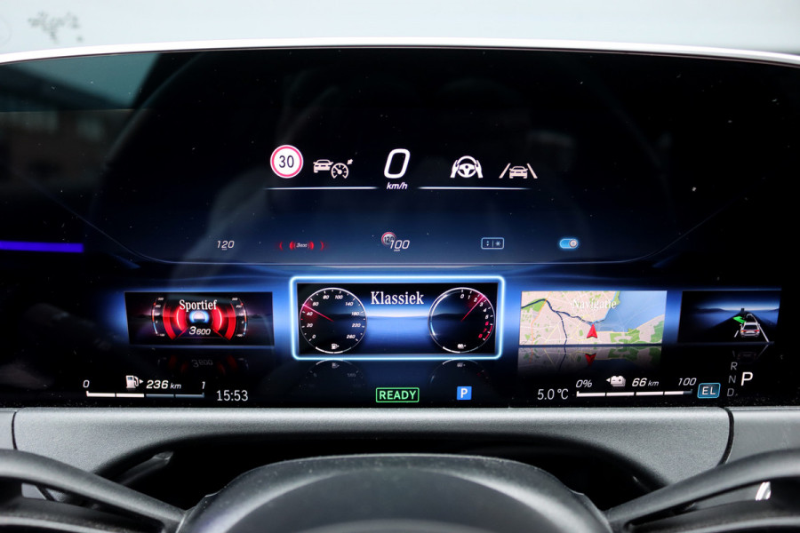 Mercedes-Benz E-Klasse Estate 300 e Exclusive Line Premium | Distronic+ | Stoelventilatie | HUD | Zonnerollo's | Digital Light | Trekhaak | Burmester | Leder | Keyless Go | Surround Camera |