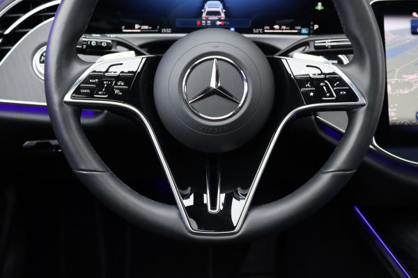 Mercedes-Benz E-Klasse Estate 300 e Exclusive Line Premium | Distronic+ | Stoelventilatie | HUD | Zonnerollo's | Digital Light | Trekhaak | Burmester | Leder | Keyless Go | Surround Camera |