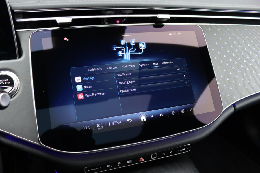 Mercedes-Benz E-Klasse Estate 300 e Exclusive Line Premium | Distronic+ | Stoelventilatie | HUD | Zonnerollo's | Digital Light | Trekhaak | Burmester | Leder | Keyless Go | Surround Camera |