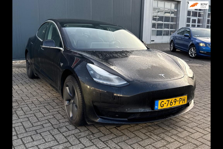 Tesla Model 3 Standard RWD Plus 60 kWh / Leder / AutoPilot 3 / Self Driving / APK /