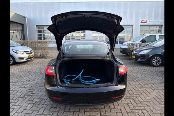 Tesla Model 3 Standard RWD Plus 60 kWh / Leder / AutoPilot 3 / Self Driving / APK /