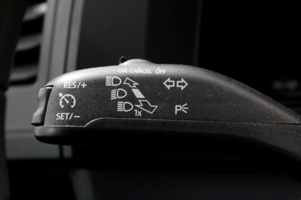 Volkswagen Transporter T6 2.0 TDI 102pk E6 L1H1 D.C. Comfortline Airco/Achterklep 01-2018