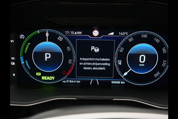 Škoda Superb Combi 1.4 TSI iV Laurin & Klemet Plug In Hybrid 218pk Dealer O.H. PHEV | Trekhaak Af Fabriek | Panodak | Adaptive Cruise | 360 Camera | Lederen Sportstoelen Ventilatie & Memory & Massage | Canton Audio | Crystal LED | Stuur Verwarmd | Sfeerverlichting |