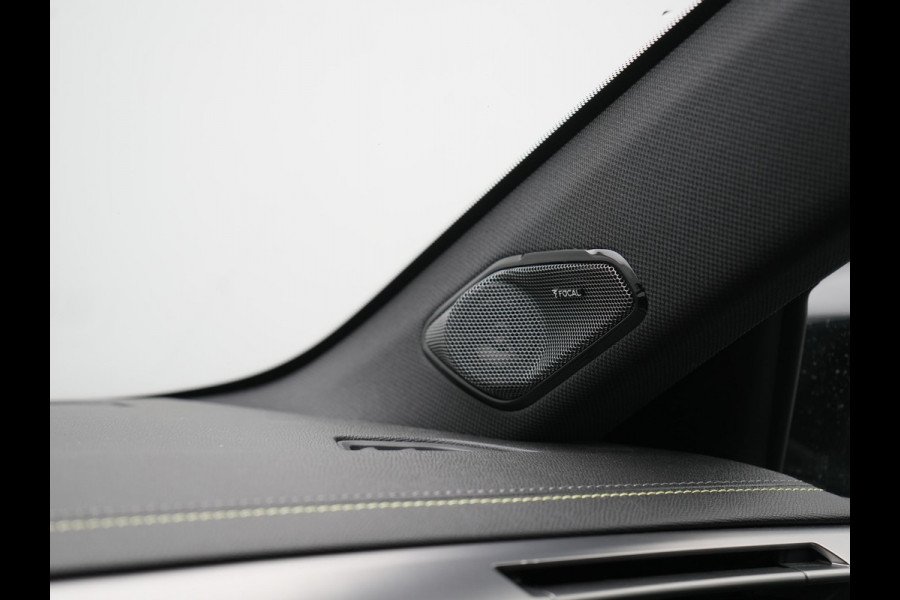 Peugeot 308 SW 1.6 Plug In Hybrid GT Pack Business 225pk Dealer O.H. PHEV | Panodak | Adaptive Cruise | 360 Camera | Lederen Sportstoelen Massage & Memory | Focal Sound | Stoelen & Stuur Verwarmd | Sfeerverlichting | Apple Carplay | Keyless | Navigatie | DAB |