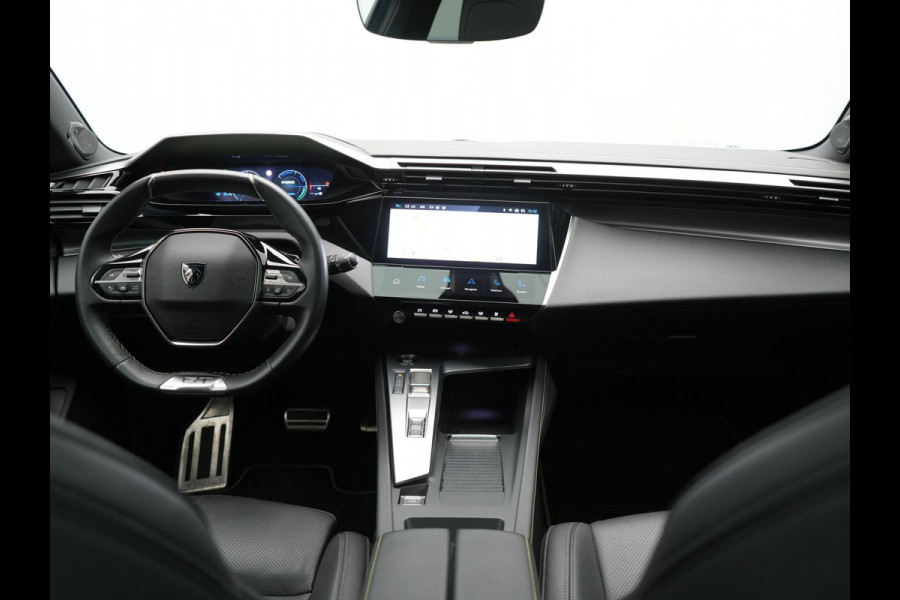 Peugeot 308 SW 1.6 Plug In Hybrid GT Pack Business 225pk Dealer O.H. PHEV | Panodak | Adaptive Cruise | 360 Camera | Lederen Sportstoelen Massage & Memory | Focal Sound | Stoelen & Stuur Verwarmd | Sfeerverlichting | Apple Carplay | Keyless | Navigatie | DAB |