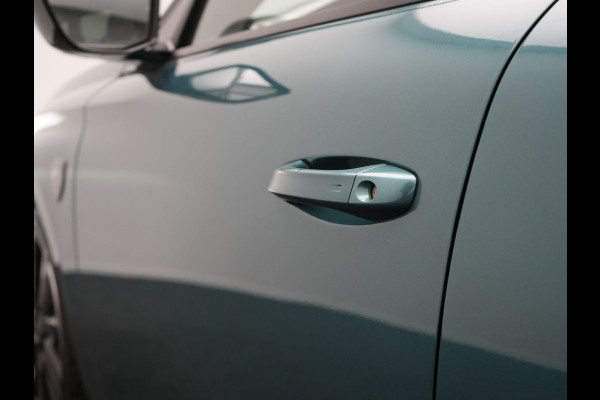 Peugeot 308 SW 1.6 Plug In Hybrid GT Pack Business 225pk Dealer O.H. PHEV | Panodak | Adaptive Cruise | 360 Camera | Lederen Sportstoelen Massage & Memory | Focal Sound | Stoelen & Stuur Verwarmd | Sfeerverlichting | Apple Carplay | Keyless | Navigatie | DAB |