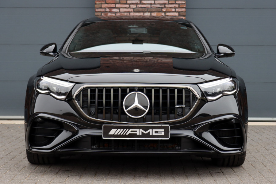 Mercedes-Benz E-Klasse AMG 53 4MATIC+ Premium | 585pk | Hyperscreen | Achterasbesturing | Distronic | Burmester | HUD | Digital Light | Stoelverwarming | Surround Camera | Keyless Go |