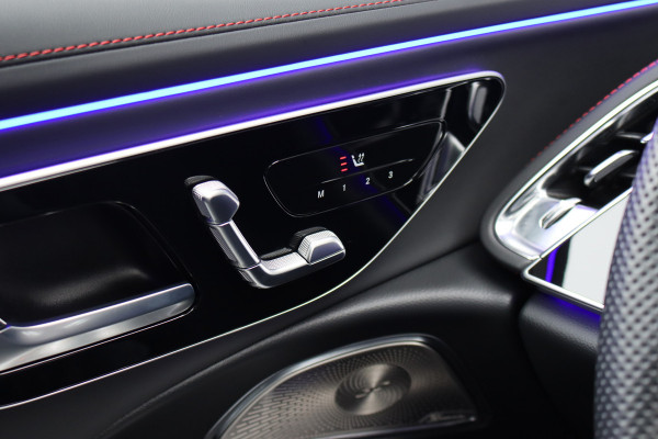 Mercedes-Benz E-Klasse AMG 53 4MATIC+ Premium | 585pk | Hyperscreen | Achterasbesturing | Distronic | Burmester | HUD | Digital Light | Stoelverwarming | Surround Camera | Keyless Go |