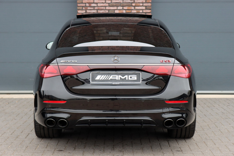 Mercedes-Benz E-Klasse AMG 53 4MATIC+ Premium | 585pk | Hyperscreen | Achterasbesturing | Distronic | Burmester | HUD | Digital Light | Stoelverwarming | Surround Camera | Keyless Go |