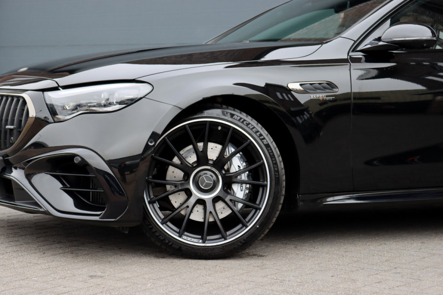 Mercedes-Benz E-Klasse AMG 53 4MATIC+ Premium | 585pk | Hyperscreen | Achterasbesturing | Distronic | Burmester | HUD | Digital Light | Stoelverwarming | Surround Camera | Keyless Go |