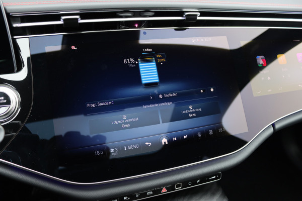 Mercedes-Benz E-Klasse AMG 53 4MATIC+ Premium | 585pk | Hyperscreen | Achterasbesturing | Distronic | Burmester | HUD | Digital Light | Stoelverwarming | Surround Camera | Keyless Go |