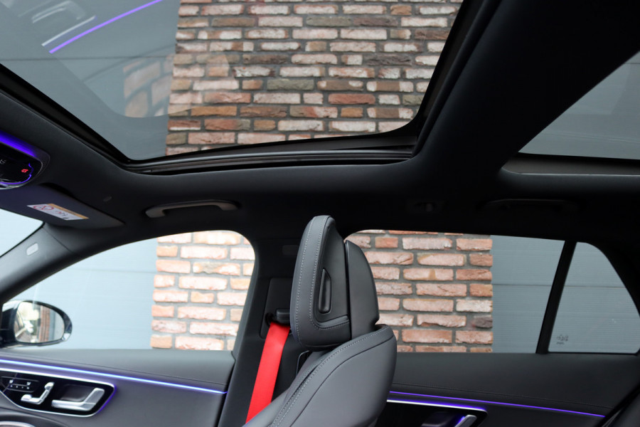 Mercedes-Benz E-Klasse Estate AMG 53 4MATIC+ Premium+ | Hyperscreen | Achterasbesturing | Distronic+ | Stoelventilatie | Trekhaak | 3D-Display | Panoramadak | Digital Light | Burmester |