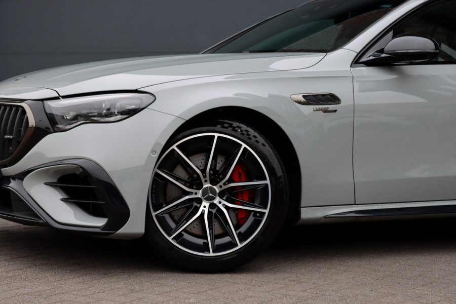Mercedes-Benz E-Klasse Estate AMG 53 4MATIC+ Premium+ | Hyperscreen | Achterasbesturing | Distronic+ | Stoelventilatie | Trekhaak | 3D-Display | Panoramadak | Digital Light | Burmester |